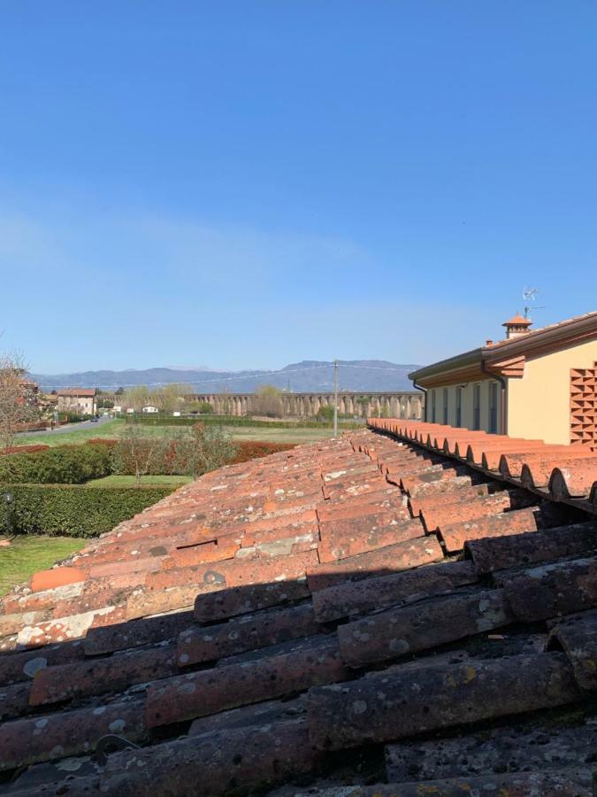 Affittacamere Agli Archi Capannori Exteriér fotografie